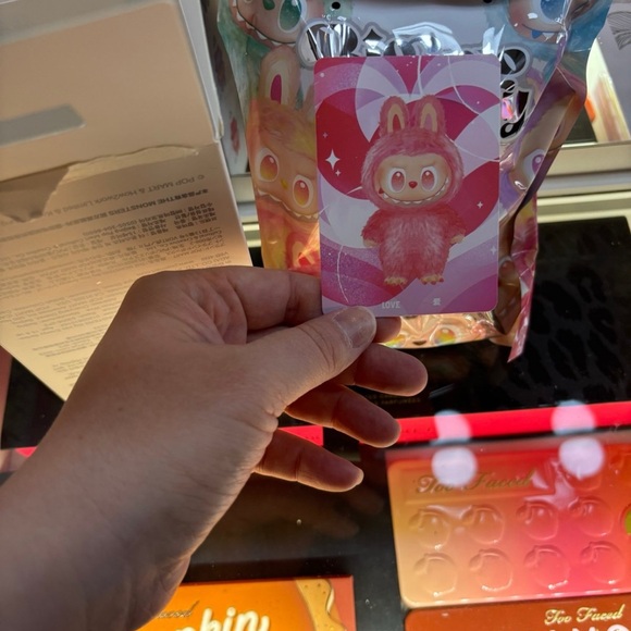 Pop mart the monsters LABUBU big into energy love - Picture 5 of 5